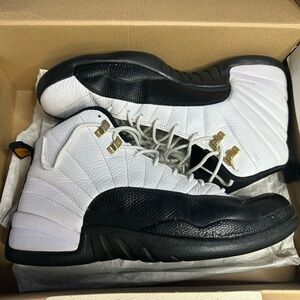 Jordan Retro 12’s Taxi (2013) release